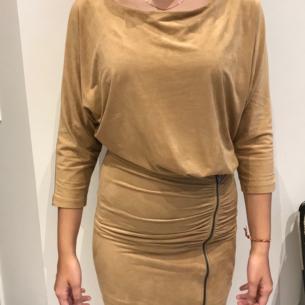 Bebe womens dress xs color beige no wear and tear